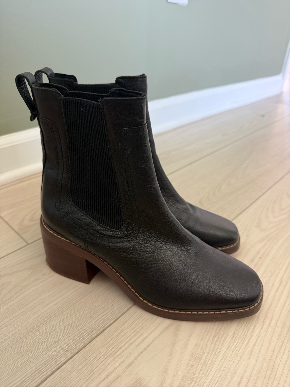 Sanctuary Black Leather Chelsea Block Heel Ankle Boots